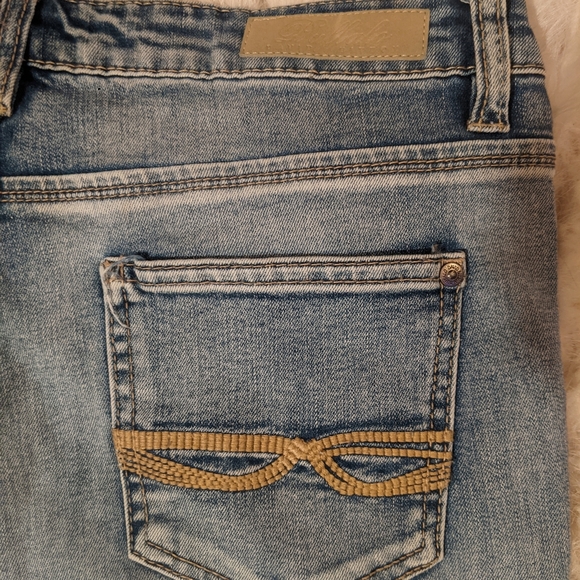 Light Blue Denim Jeans with Tan Embroidery - Picture 6 of 6